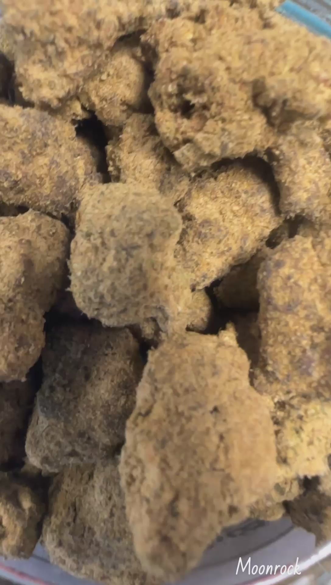 Brwn Grl Moonrock (Exotic+)