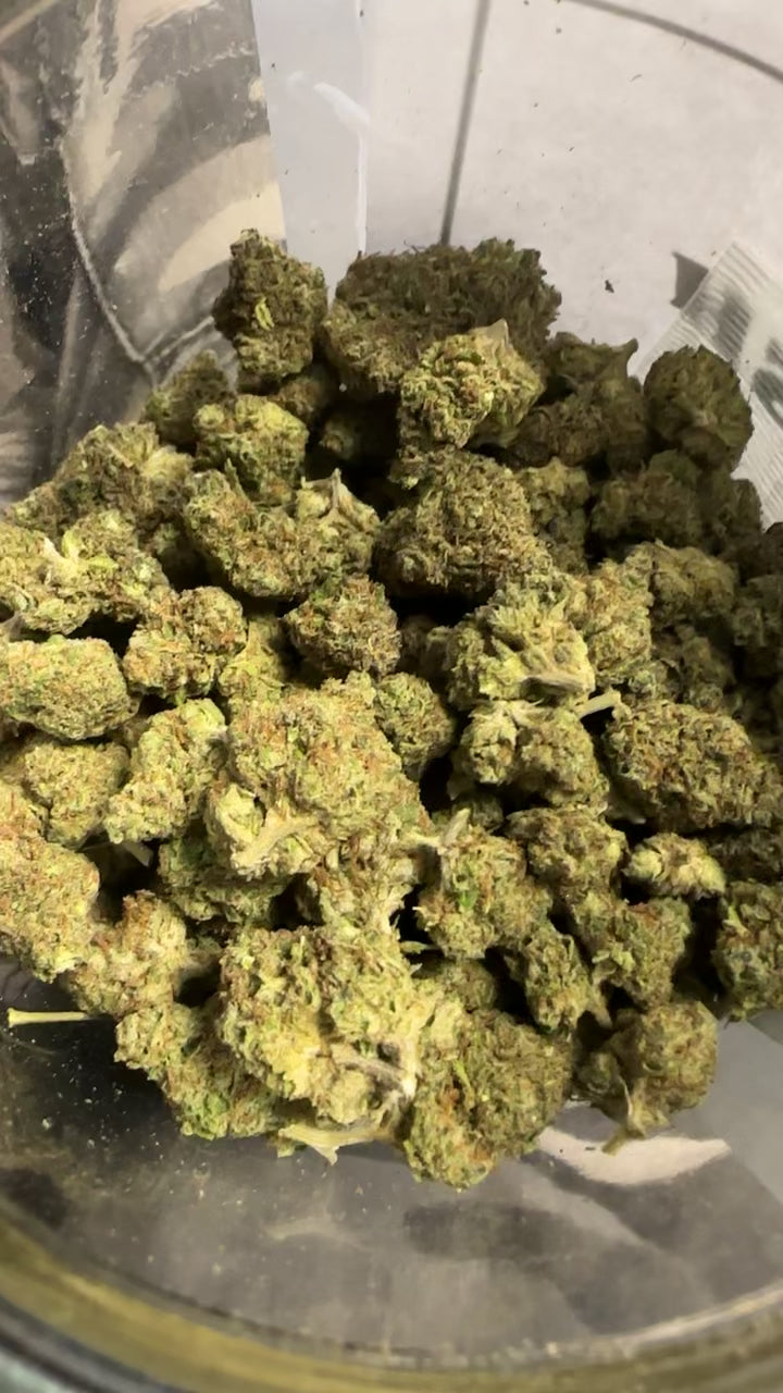 OZ Kush (Exotic)